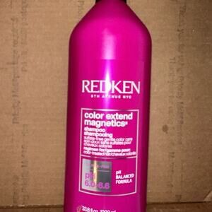 Redken color extend magnetics shampoo hair care